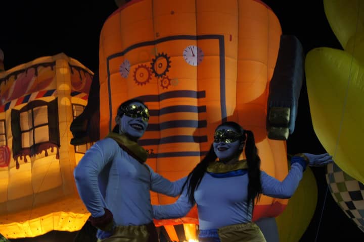 11. Arlequines en Noches Mágicas de Jalpa de Cánovas. Foto - Gus Espinosa