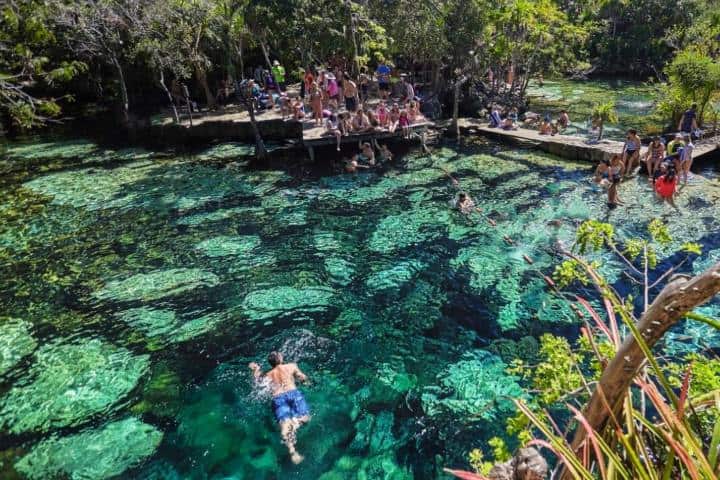 12. Cenote Azul. Foto - Cancun Airport Transportation Blog