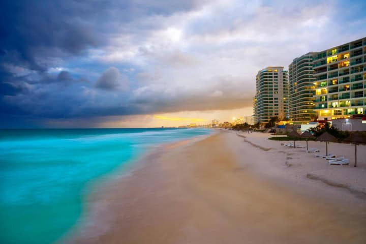 15. Playa Forum en Cancún. Foto - Alamy