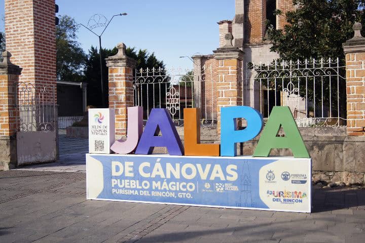 2. Letras de Jalpa de Cánovas. Foto - Gus Espinosa