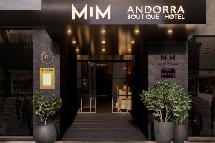 2. Entrada de MiM Andorra. Foto - Viajando travel