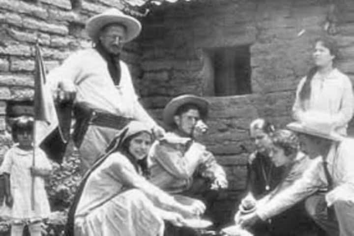 3. Antigua fotografía de cristeros al sur de Jalisco. Foto - Centro de Estudios Cristeros