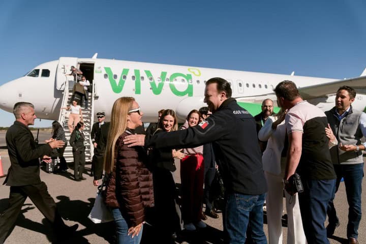 4. Reactivación del vuelo Monterrey-Durango. Foto - @gobdgo (Instagram)