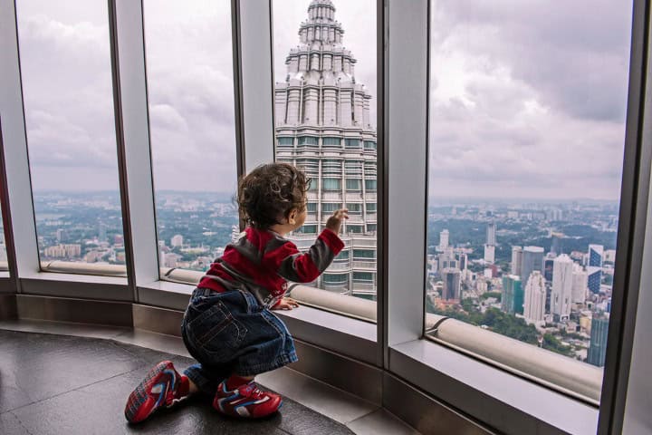 4. Mirador en Petronas Twin Towers. Foto - Alamy