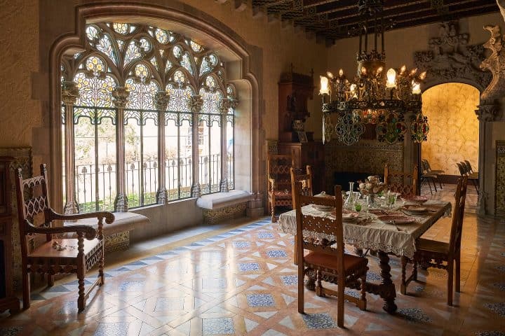 4. Interior de Casa Amatller. Foto - @bcnmagica (Instargram)