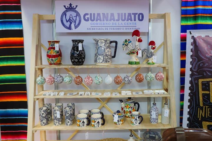 4. Cerámica tradicional de Dolores Hidalgo. Foto - Archivo Secretaria de Turismo e Identidad