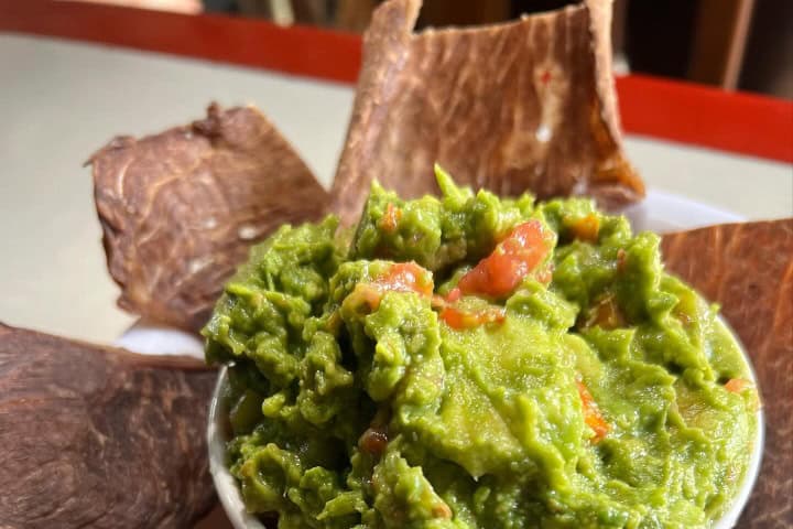 4. Chicharron de borrego con guacamole. Foto - @elborregodegalindo (Instagram)
