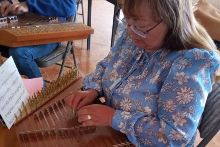 4. Estudiante en la Escuela de Salterio en Tlaxcala. Foto - Escuela de Salterio Del Estado De Tlaxcala (Facebook)