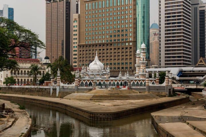 6. Masjid Jamek. Foto - Alamy