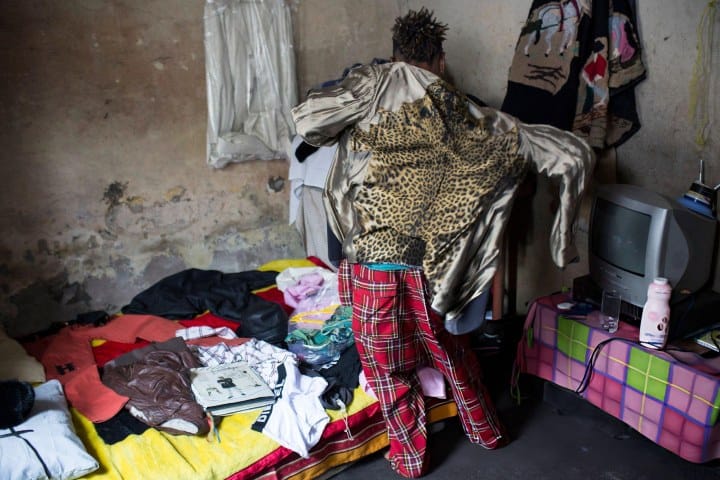 6. Sapeur con su gaurdaropas. Foto - Getty Images