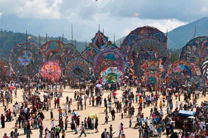 7. Festival de los Barriletes Gigantes en Sumpango. Foto - Alamy