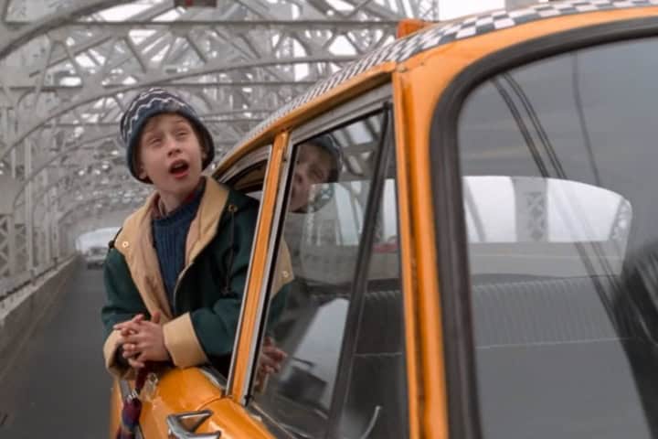 7. Escena de "Home Alone 2: Lost in New York ”, 1992. Foto - Disney