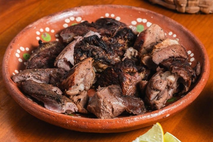 7. Borrego al pastor. Foto - @escondidarestaurante (Instagram)