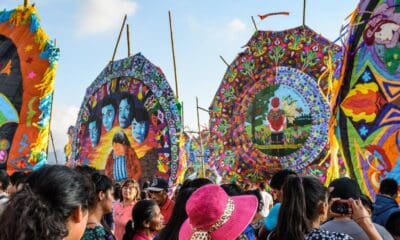 EL FESTIVAL DE LOS BARRILETES GIGANTES