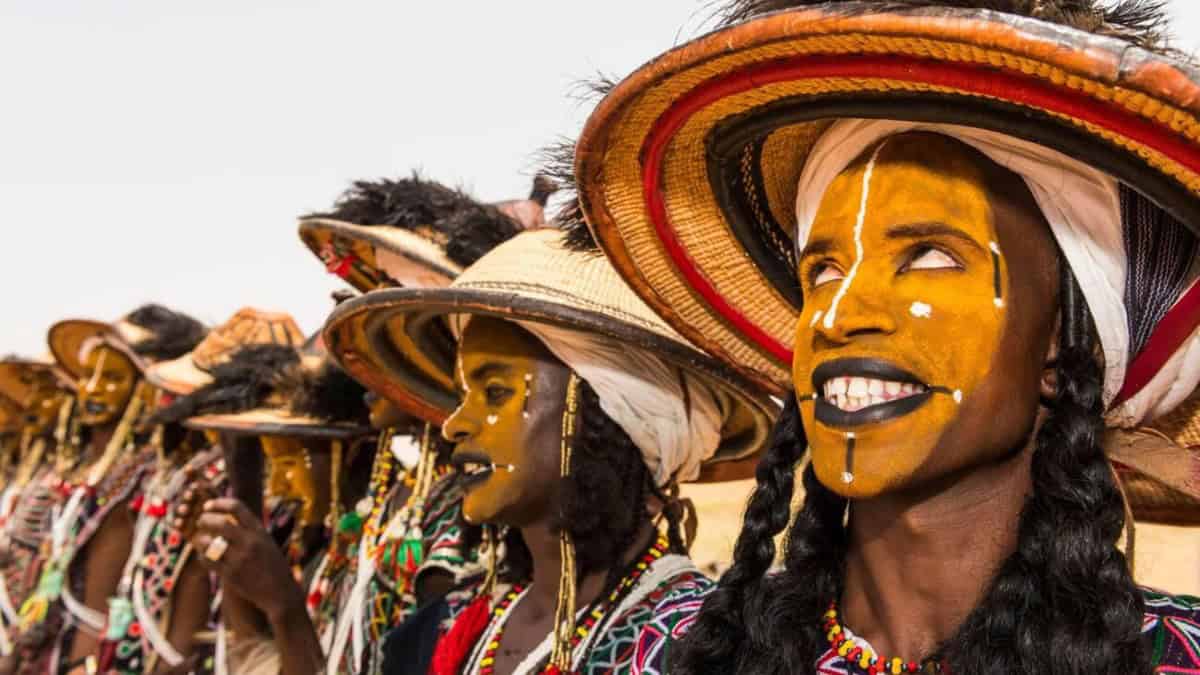 GUEREWOL, UN RITUAL DE CORTEJO EN ÁFRICA