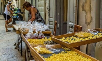 LAS NONNAS DE BARI