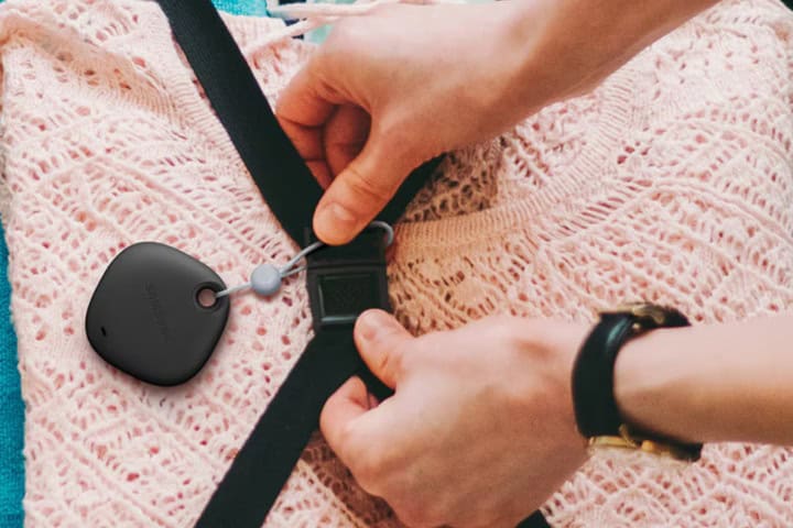 1. Galaxy SmartTag dentro de maleta. Foto - liftingitalia.com