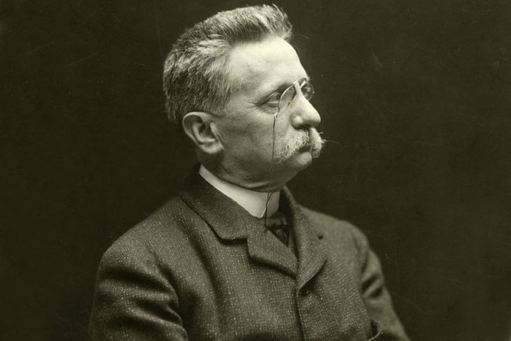 2. Lluís Domènech i Montaner. Foto - Historia Hispánica - Real Academia de la Historia