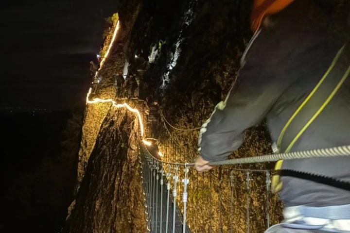 2. Vía Ferrata Nocturna. Foto - @vinagrillosmx (Instagram)