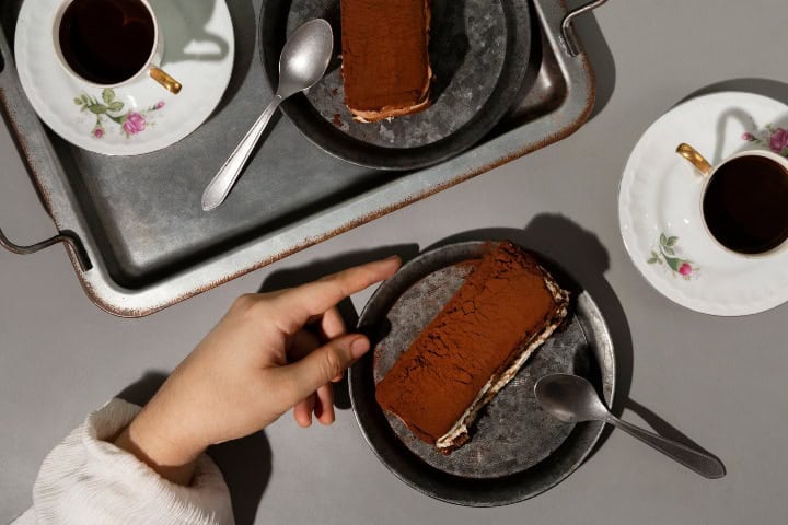 2. Platos de tiramisú. Foto - freepik