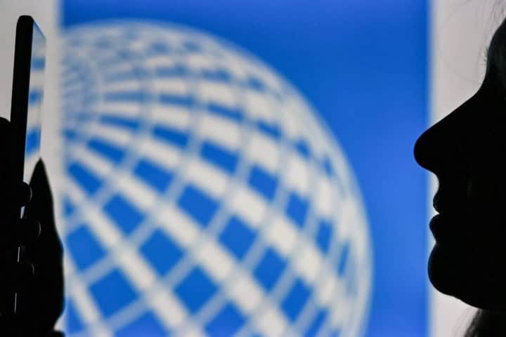 6. App de United Airlines. Foto - Alamy