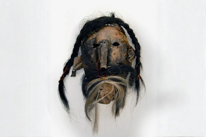 6. Máscara Kollon en Museo Nacional de Historia Natural. Foto - @servicio_patrimonio (Instagram)