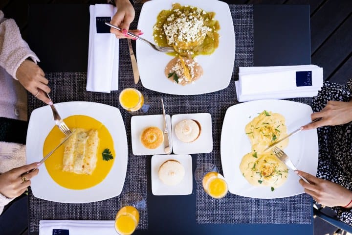 7. Comida en La Azotea de Hotel Juaninos. Foto - Hotel Los Juaninos