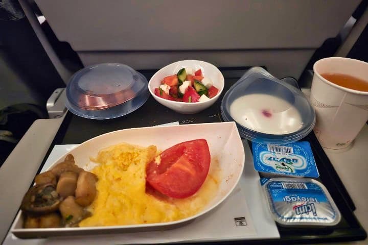 EXTRA. Comida Turkish Airlines. Foto - Jonathan Moreno