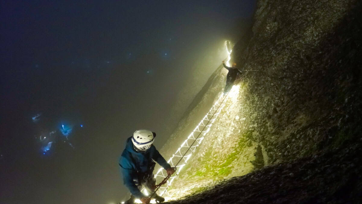 VÍA FERRATA NOCTURNA