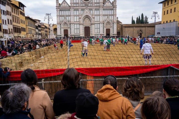 1. Gradas del Calcio Florentino. Foto - Alamy