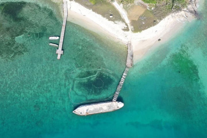 1. Muelle en la Isla de los Sacrificios. Foto - Alamy