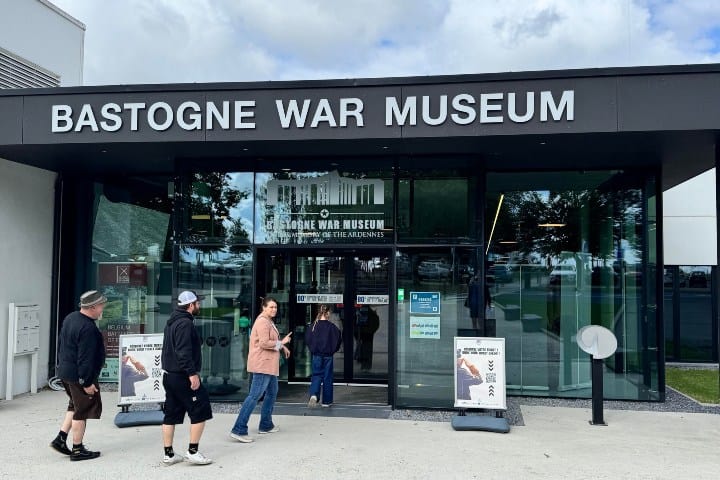 1. Museo de la Guerra de Bastoña. Foto - r/WorldWar2 (Reddit)