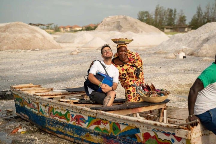 1. Viajero en Senegal. Foto - Persiguiendo el Viento