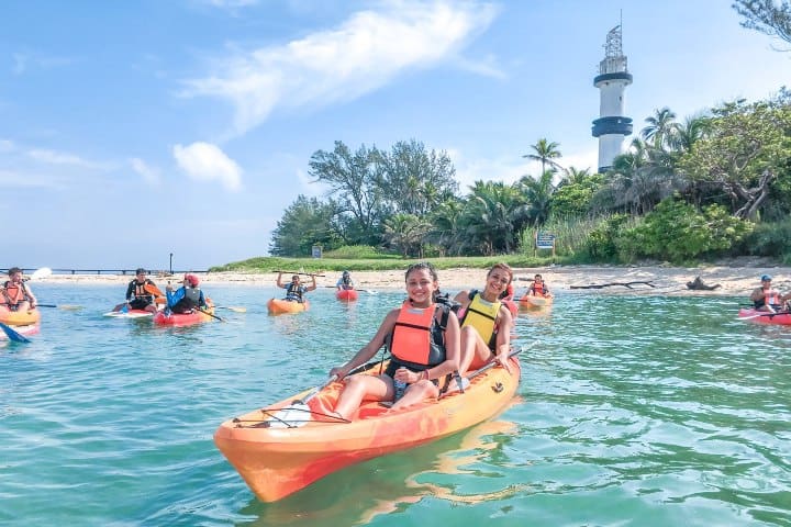 10. Kayak en la Isla de los Sacrificios. Foto - Monkey Fish Veracruz