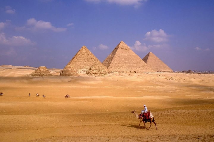 13. Las Pirámides de Giza en Egipto. Foto - Alamy