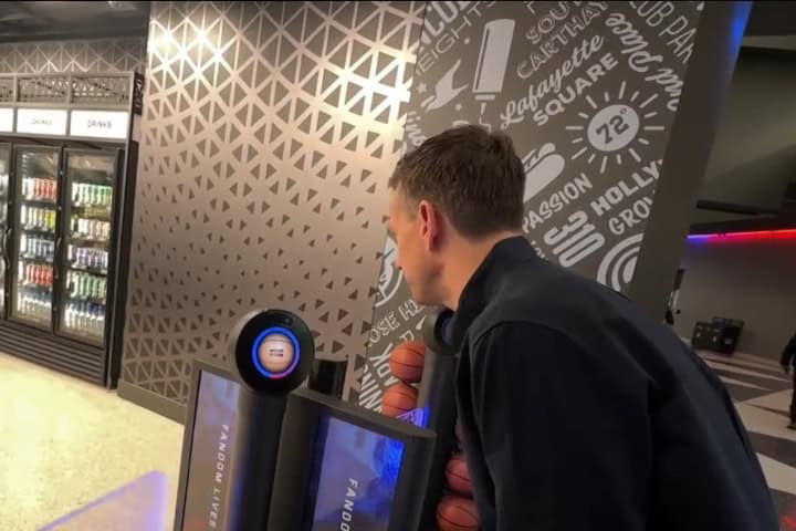 3. Face ID en Intuit Dome. Foto - KTLA 5 (YouTube)