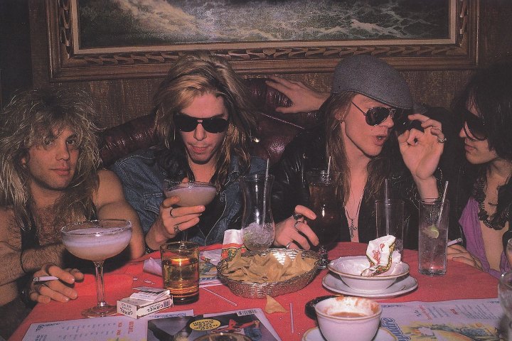 4. Los Guns N' Roses en The Rainbow Bar & Grill. Foto - Arriba el Rock (Facebook)