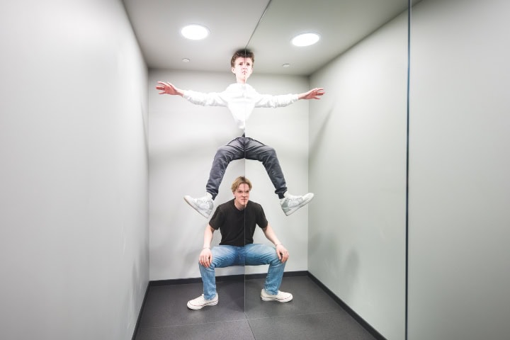 4. Ilusión óptica con espejos. Foto - Paradox Museum Oslo