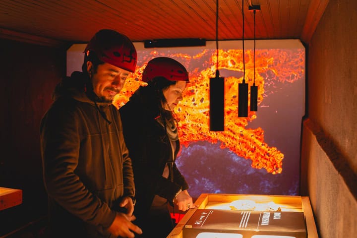 4. Visitantes en el Centro Interactivo Vulcanológico de la Araucanía. Foto - Centro Interactivo Vulcanológico de La Araucanía Civur-39º