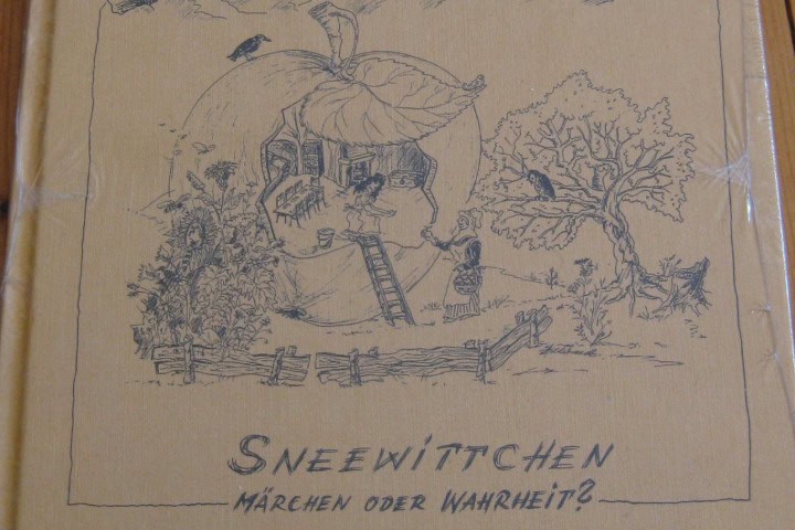 5. Schneewittchen: Märchen oder Wahrheit? (1994, Blancanieves: ¿cuento de hadas o realidad?), libro de Eckhard Sander. Foto - Booklooker