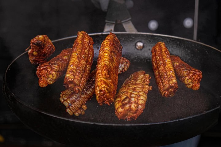 5. Sartén con costillas de elote. Foto - @elotepanzon (Instagram)