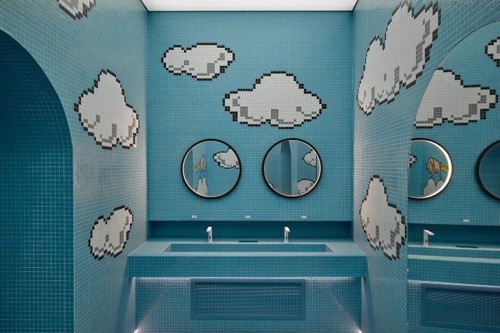 5. Lavabos en Pop & Roll Art Toilet. Foto - POP&ROLL