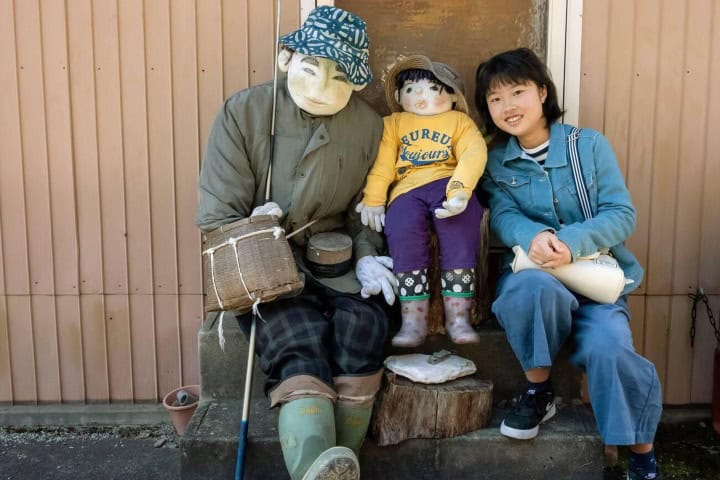 5. Viajera en Nagoro. Foto - Alamy