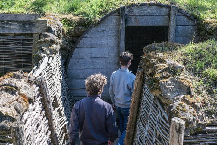 6. Visitantes en las tricnheras de Passchendaele Museum 1917. Foto - Passchendaele Museum (Facebook)
