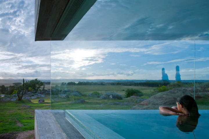 8. Piscina en Hotel Fasano. Foto - Isay Weinfeld