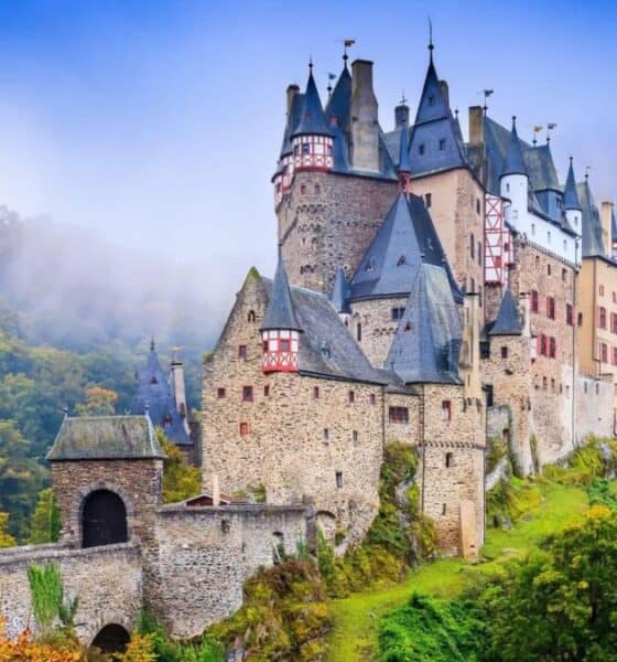 EL CASTILLO DE ELTZ EN ALEMANIA