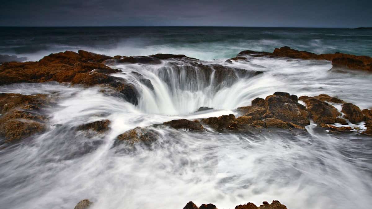 EL POZO DE THOR EN OREGON, ESTADOS UNIDOS