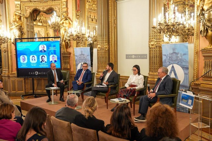 1. Conferencia de FONATUR y el BID. Foto - @fonatur_mx (Instagram)