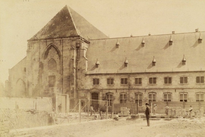 2. Antigua fotografía del monasterio de Maastricht. Foto - Oostwegel Collection