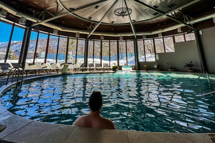 2. Piscina en Alunco Spa. Foto - @alan.victorrr (Instagram)